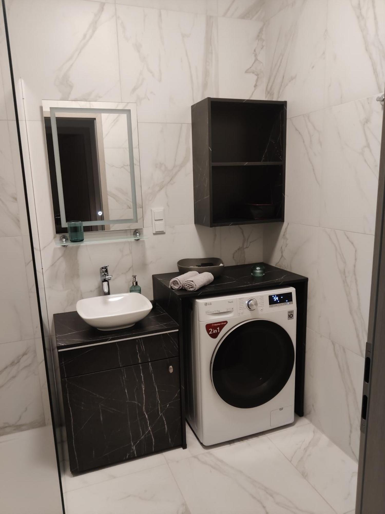 Belvaros Resort Apartman & Spa セーケシュフェヘールヴァール エクステリア 写真