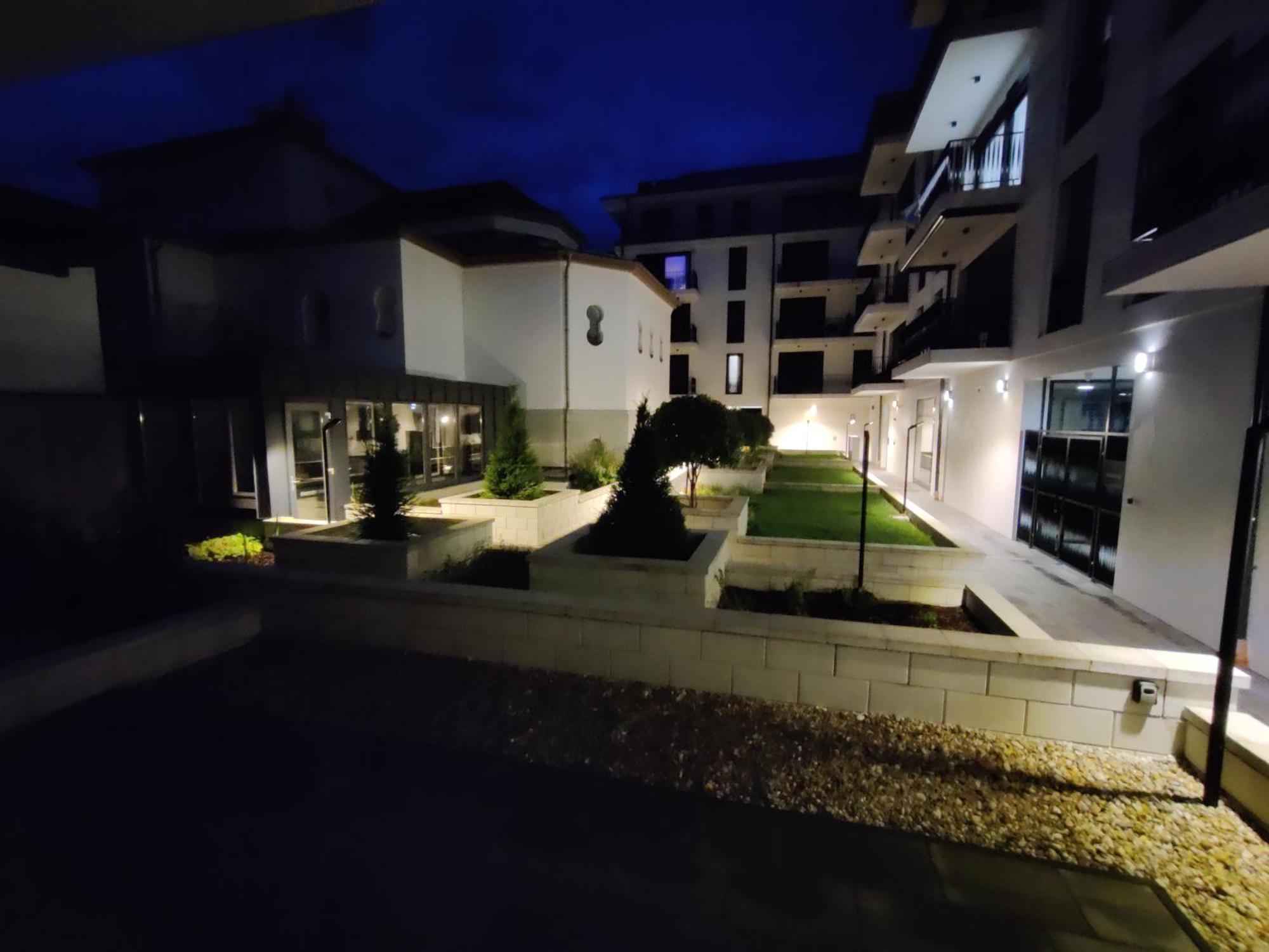 Belvaros Resort Apartman & Spa セーケシュフェヘールヴァール エクステリア 写真